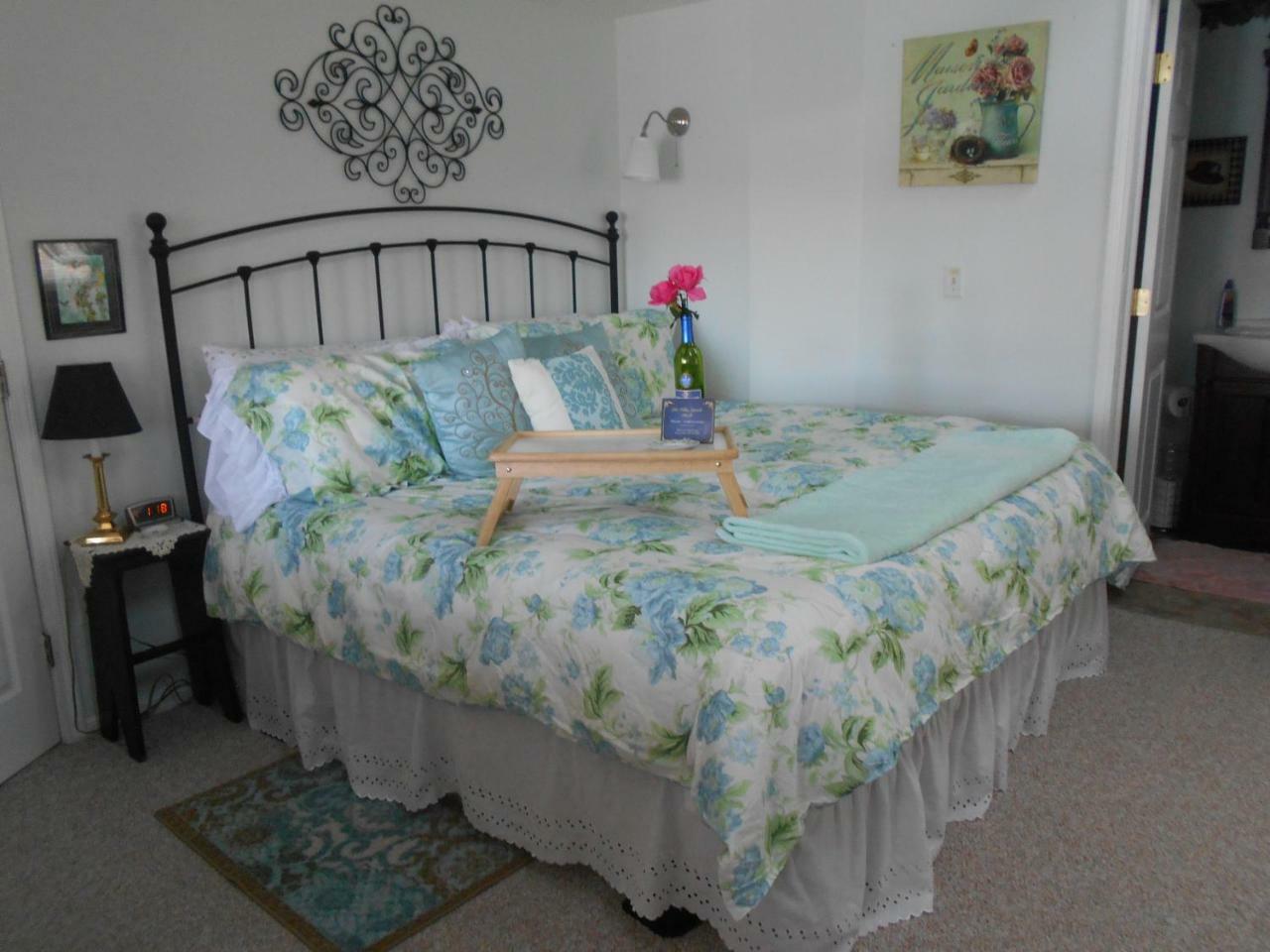 Lake Valley Legends B&B Уоткинс Глен Екстериор снимка